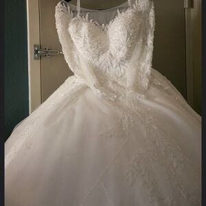 No Boundaries White Wedding Dress